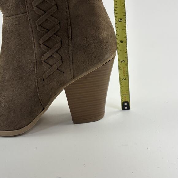 Knee High Heeled Boots Women's Size 7 Taupe Faux Suede Block Heel Lace Up Zip - Picture 3 of 14